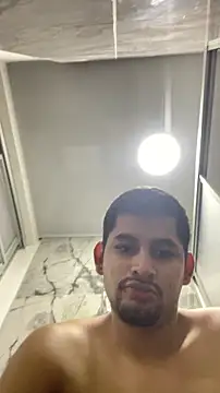 Snapshot of walterktm chatting on March 17, 3:44 am walterktm online show from March 17, 3:44 am