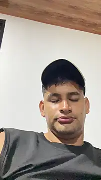 Snapshot of walterktm chatting on March 23, 2:59 am walterktm online show from March 23, 2:59 am