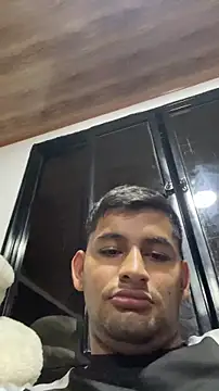 Snapshot of walterktm chatting on March 26, 1:01 am walterktm online show from March 26, 1:01 am