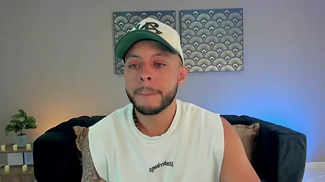 Snapshot of Daniel_kingx chatting on February 25, 12:15 pm Daniel kingx online show from February 25, 12:15 pm