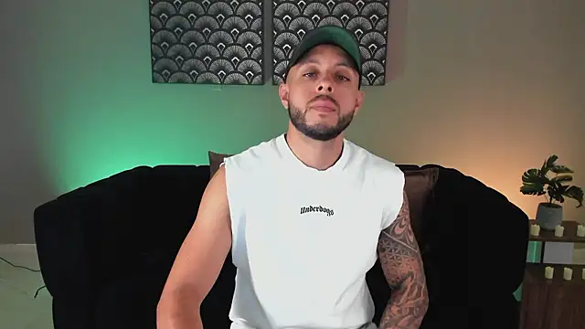 Snapshot of Daniel_kingx chatting on March 6, 1:40 pm Daniel kingx online show from March 6, 1:40 pm