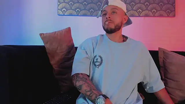 Snapshot of Daniel_kingx chatting on March 19, 1:59 pm Daniel kingx online show from March 19, 1:59 pm