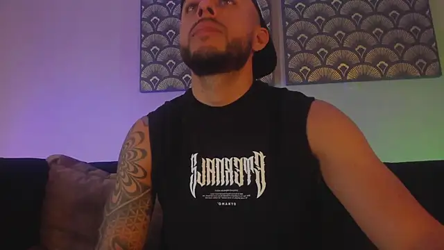 Snapshot of Daniel_kingx chatting on March 24, 1:38 pm Daniel kingx online show from March 24, 1:38 pm