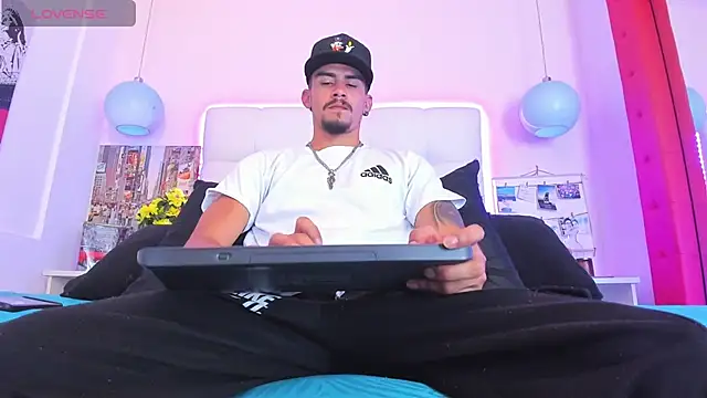 SharonTygaX online show from June 22, 9:12 pm