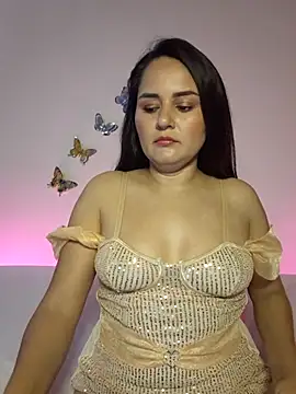 yissela92 online show from March 28, 6:29 pm