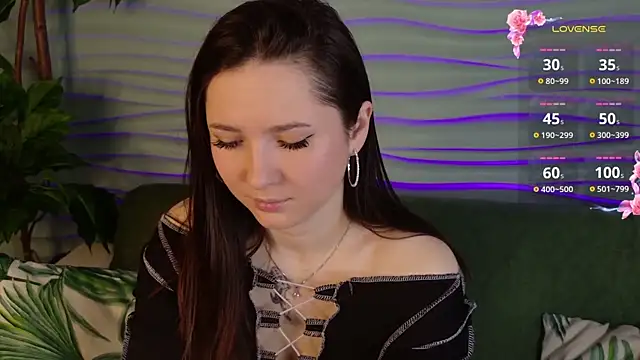 Snapshot of Tiny_BunnyX chatting on March 2, 6:14 am Tiny BunnyX online show from March 2, 6:14 am