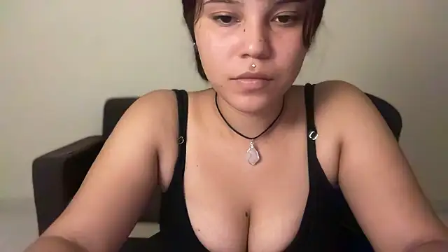 sofiaperlaaa7 online show from March 29, 3:17 am