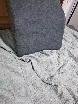 Snapshot of kiim1123 chatting on March 1, 2:35 am kiim1123 online show from March 1, 2:35 am