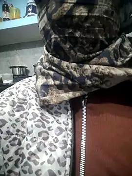 Snapshot of M_Lisha chatting on February 19, 5:03 am M Lisha online show from February 19, 5:03 am