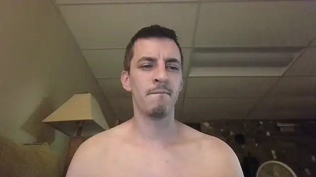 luverrboyy online show from July 1, 4:51 pm