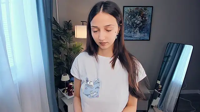 littleevilon online show from February 27, 9:31 am