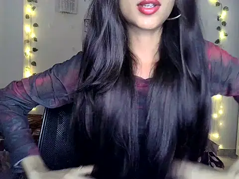 Snapshot of SIKSHA_SINGH chatting on June 11, 12:32 am SIKSHA SINGH online show from June 11, 12:32 am