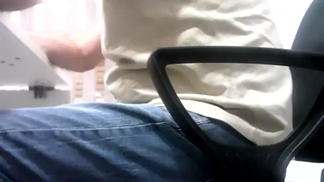 Snapshot of gitano697 chatting on May 27, 7:38 am gitano697 online show from May 27, 7:38 am