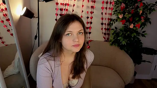 lalisa wite online show from February 19, 2:35 pm