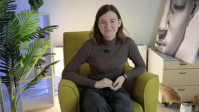 ArmandaPorowski online show from February 19, 1:51 pm