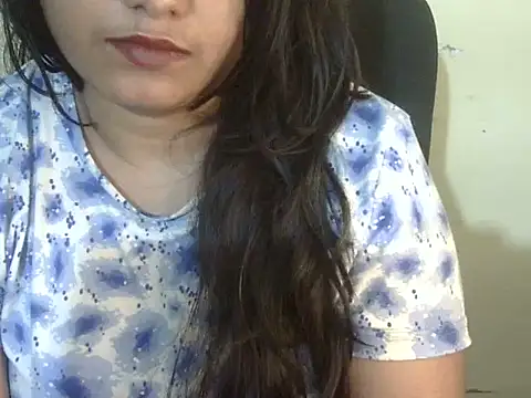 Aniya Hazel online show from March 5, 10:28 pm
