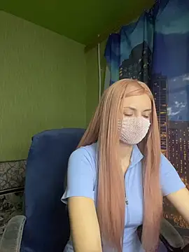 Snapshot of SophieBlackwood chatting on May 28, 8:11 am SophieBlackwood online show from May 28, 8:11 am