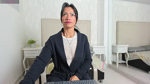 Snapshot of FernandaAvilax chatting on March 11, 11:22 pm FernandaAvilax online show from March 11, 11:22 pm