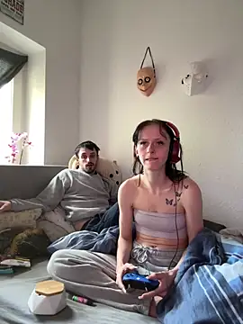 Snapshot of Dr_Rainhaemern chatting on March 29, 1:11 pm Dr Rainhaemern online show from March 29, 1:11 pm