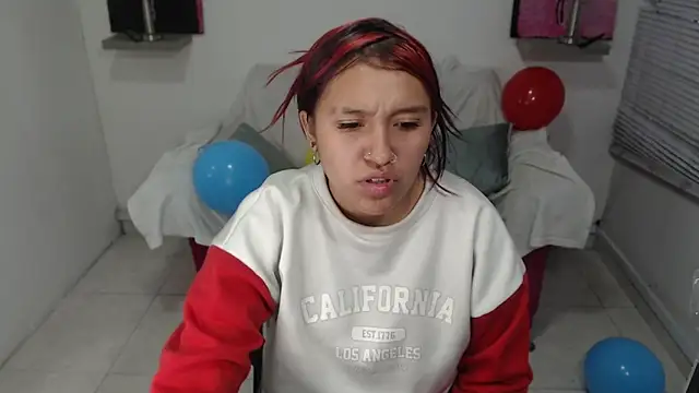 sandyfuckass online show from June 18, 12:53 pm