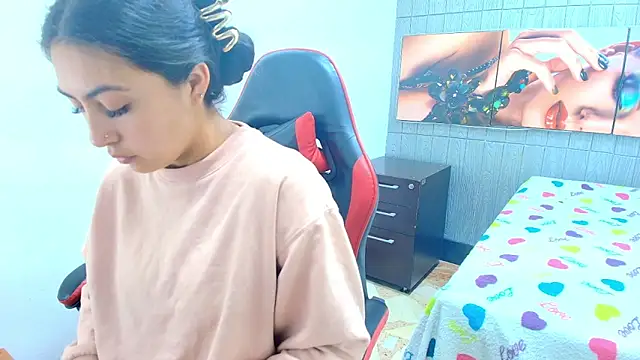 angell cooper8 online show from March 25, 12:11 pm