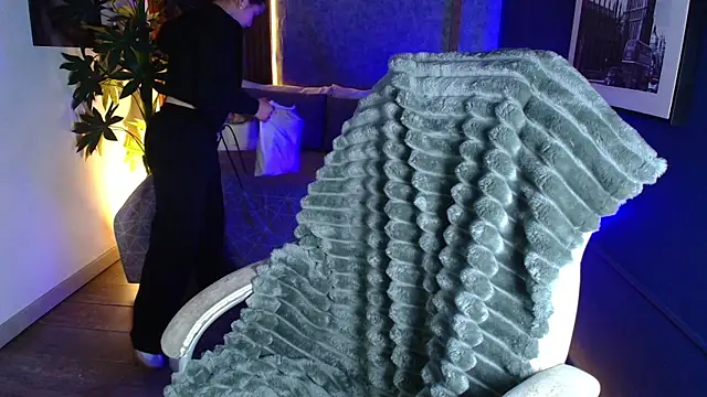 Snapshot of SophyAdams chatting on February 25, 7:12 pm SophyAdams online show from February 25, 7:12 pm