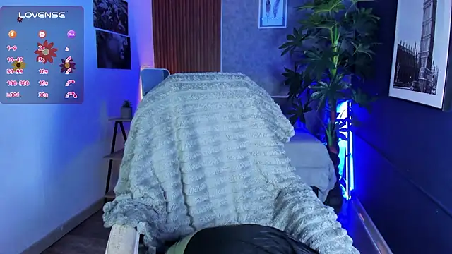 Snapshot of SophyAdams chatting on March 12, 7:53 pm SophyAdams online show from March 12, 7:53 pm