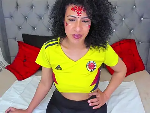 Snapshot of Evaalux chatting on March 8, 3:43 am Evaalux online show from March 8, 3:43 am