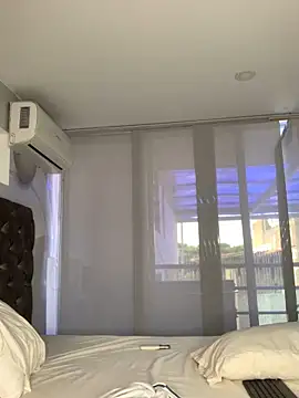 Snapshot of PapiLucca chatting on March 26, 9:53 pm PapiLucca online show from March 26, 9:53 pm