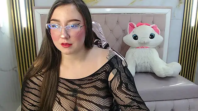 Snapshot of sharyth19_s chatting on March 26, 8:03 pm sharyth19 s online show from March 26, 8:03 pm