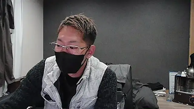 Snapshot of ryuaaaaa chatting on March 15, 9:15 am ryuaaaaa online show from March 15, 9:15 am