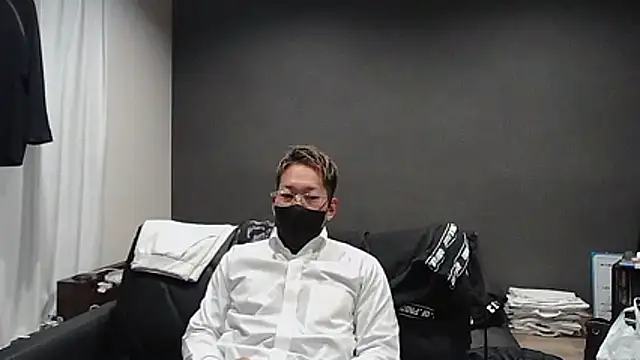 Snapshot of ryuaaaaa chatting on March 19, 4:27 am ryuaaaaa online show from March 19, 4:27 am