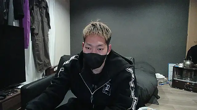 Snapshot of ryuaaaaa chatting on March 22, 9:13 am ryuaaaaa online show from March 22, 9:13 am