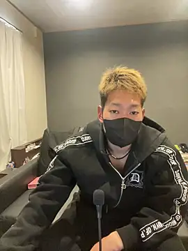 Snapshot of ryuaaaaa chatting on March 29, 4:56 am ryuaaaaa online show from March 29, 4:56 am