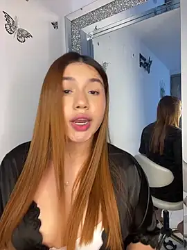 Snapshot of scarleth_marquezz chatting on March 1, 2:57 am scarleth marquezz online show from March 1, 2:57 am