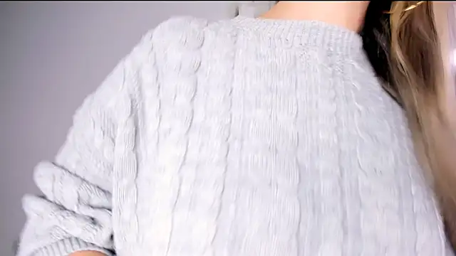 Ariana-Cobos online show from July 19, 5:38 pm