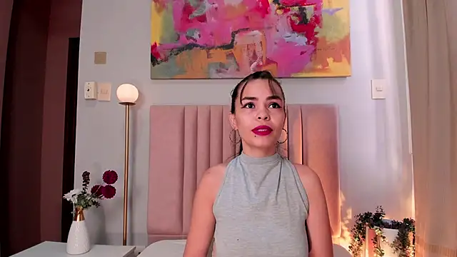 Snapshot of KatrionaNyx chatting on March 13, 12:34 pm KatrionaNyx online show from March 13, 12:34 pm