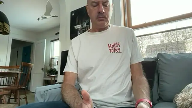 Snapshot of Guy__Grey chatting on February 27, 11:54 am Guy Grey online show from February 27, 11:54 am