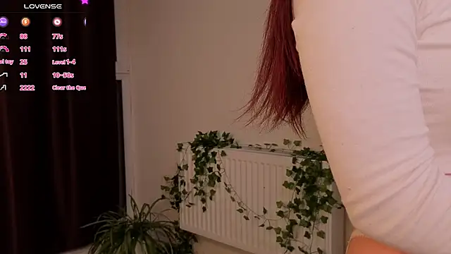 Snapshot of Viksinite chatting on March 29, 11:49 pm Viksinite online show from March 29, 11:49 pm