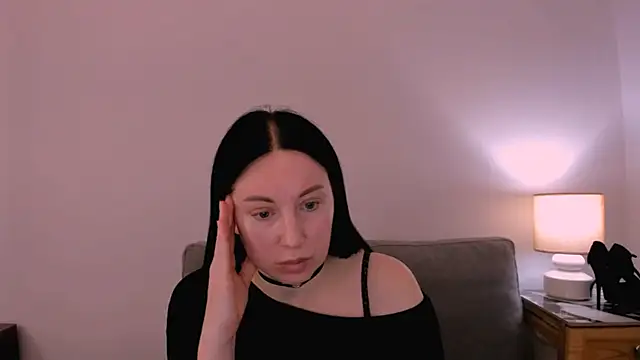 Snapshot of MiaFair chatting on March 9, 4:22 pm MiaFair online show from March 9, 4:22 pm