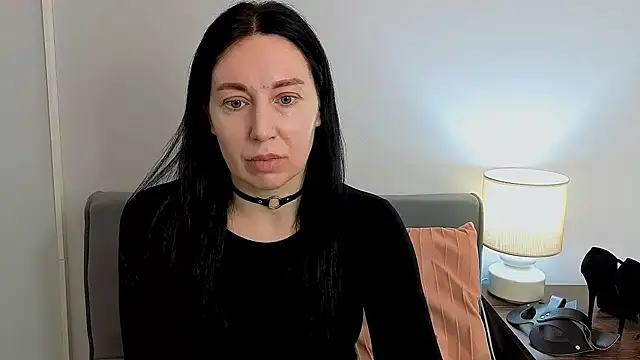 Snapshot of MiaFair chatting on March 12, 4:13 pm MiaFair online show from March 12, 4:13 pm