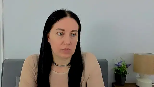 Snapshot of MiaFair chatting on March 25, 4:13 pm MiaFair online show from March 25, 4:13 pm