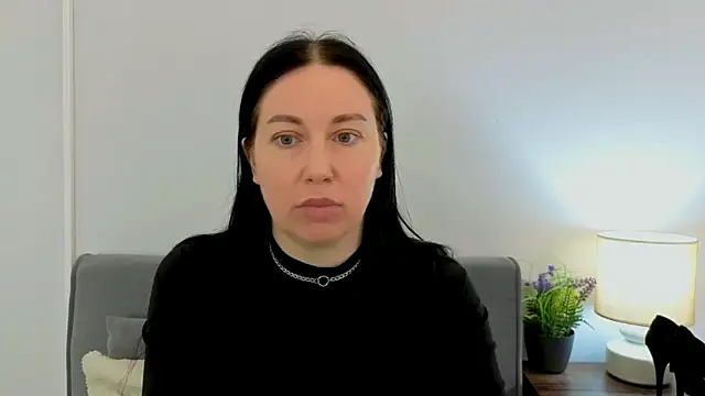 Snapshot of MiaFair chatting on March 26, 4:12 pm MiaFair online show from March 26, 4:12 pm