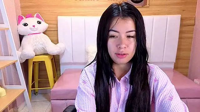 Kylia a online show from June 29, 1:00 pm