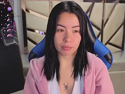 Kylia a online show from July 11, 12:52 pm