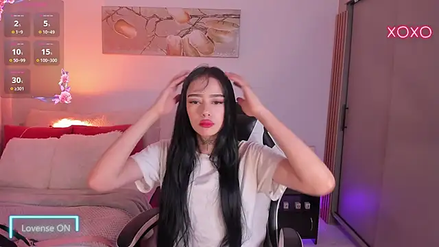 meganlake online show from March 25, 12:33 pm