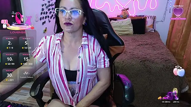 Snapshot of Kekacam chatting on June 14, 2:35 am Kekacam online show from June 14, 2:35 am