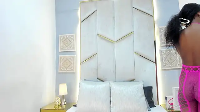 Snapshot of KarinaaCoxx chatting on March 20, 12:32 pm KarinaaCoxx online show from March 20, 12:32 pm