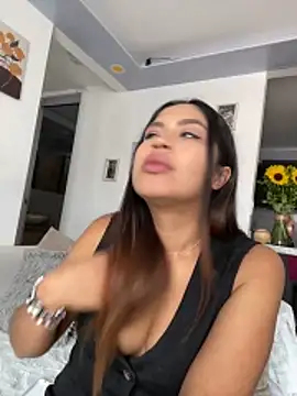 Snapshot of Victoria_doll1 chatting on February 19, 7:10 pm Victoria doll1 online show from February 19, 7:10 pm