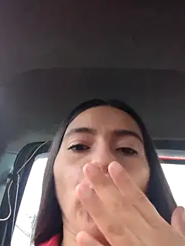 DulceCaroX online show from March 22, 12:30 pm